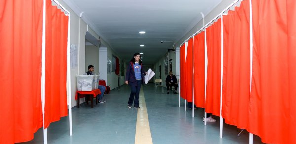 SİYASƏT