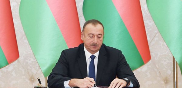 SİYASƏT