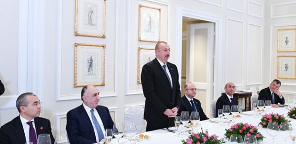 SİYASƏT