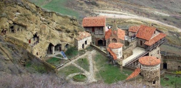SİYASƏT