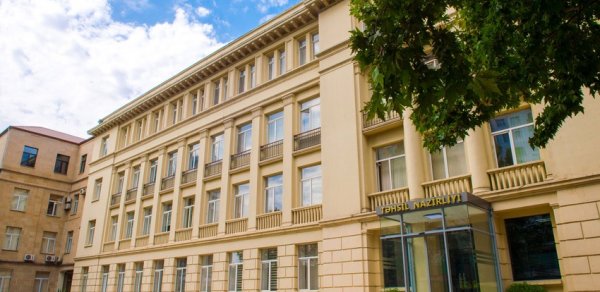 Təhsil naziri özünə daha bir müşavir təyin etdi