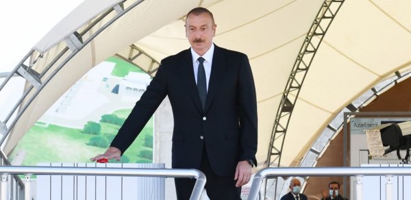 Prezident “Qobu” elektrik yarımstansiyasının tikintisi ilə tanış oldu