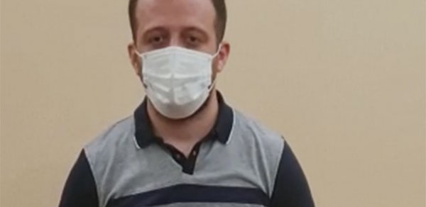 Sürücünü vuran sərnişin üzr istədi - Video