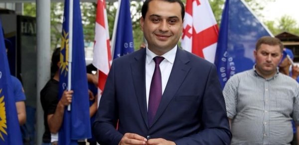 SİYASƏT