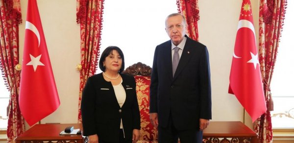 Sahibə Qafarova Rəcəb Tayyib Ərdoğanla görüşdü