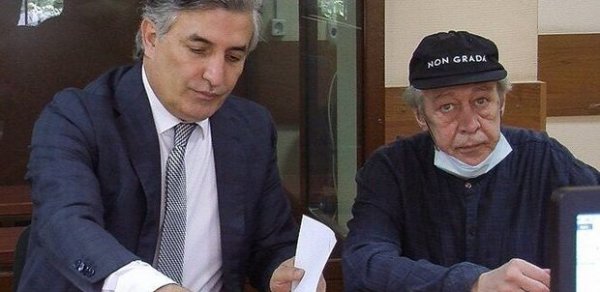 Elman Paşayevin vəkillik statusu ləğv edildi