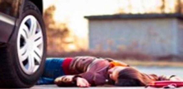 Bakı-Şamaxı yolunda avtomobil 34 yaşlı qadını vurdu