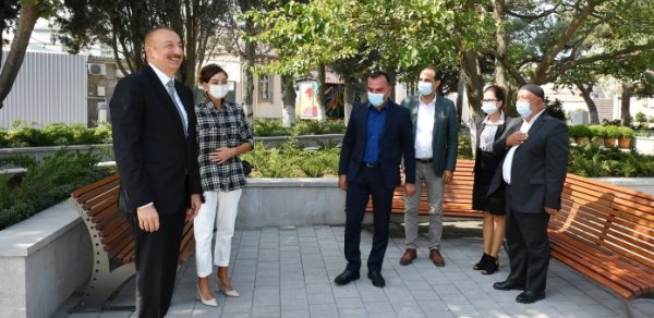 İlham Əliyev və Mehriban Əliyeva Balaxanıda - FOTOLAR