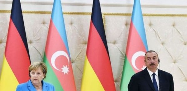 SİYASƏT
