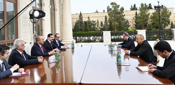 SİYASƏT