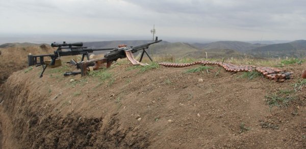 Ermənistan və separatçılar terrorçularla əlbir olduğunu "qanuni"ləşdirir