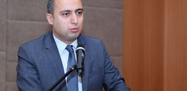 “İnanmaq istəyirik ki, iki həftəyə yayılmanı azalda bilərik”