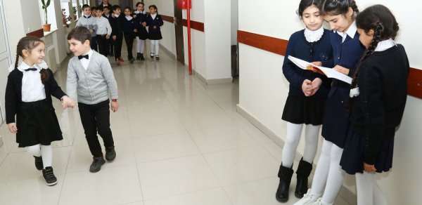 İki həftəlik məktəb tətili kompensasiya ediləcək