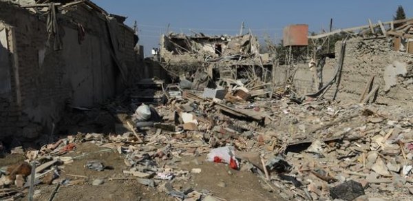 Gəncədə dağıntılar altında qalan iki azyaşlının meyiti tapıldı