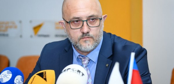 Rusiyalı ekspert: "Azərbaycan Vətən müharibəsi aparır"