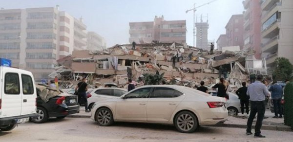 İzmirdə ölənlərin sayı 6-ya, yaralıların sayı isə 202-yə çatıb