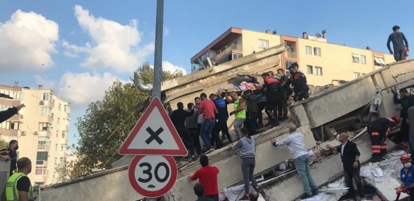 İzmirdə həlak olanların sayı 49 nəfərə çatıb