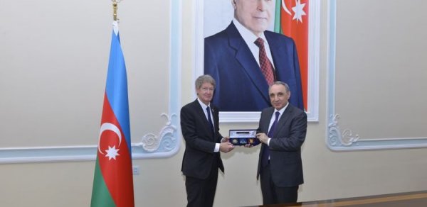 SİYASƏT