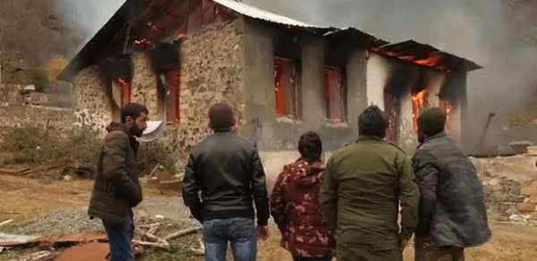 SİYASƏT