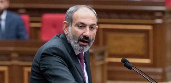 Paşinyan hökumət üzvlərinin 80 faizini istefaya göndərəcək