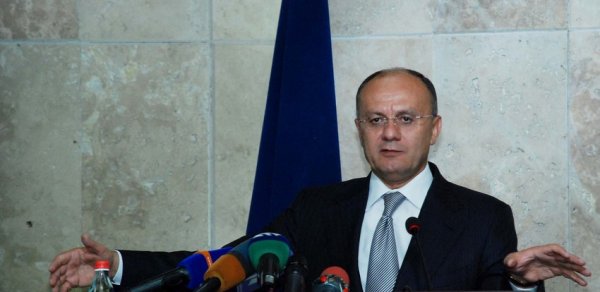 SİYASƏT