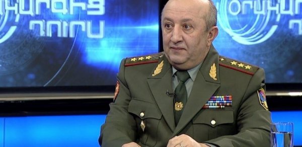 Erməni generaldan Paşinyana cavab: “Onun psixi problemləri var”