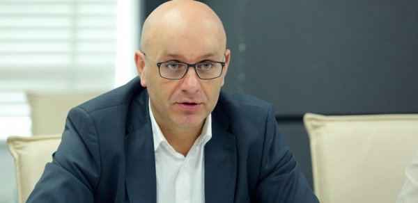 Gürcüstanın maliyyə naziri və müavini koronavirusa yoluxub