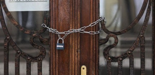 Ukraynada koronavirus dəhşəti səngimir: Ölkə sərt karantinə keçir