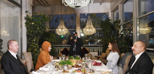 SİYASƏT