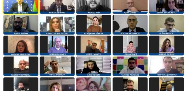 "YAŞAT" Fondu ilə bağlı tanınmış bloggerlərlə görüş keçirildi - FOTO
