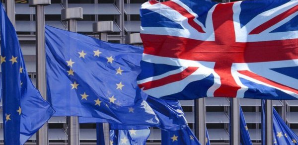 Böyük Britaniya ilə Aİ arasında ticarət sazişinin şərtləri razılaşdırıldı