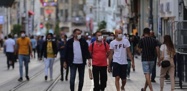 Türkiyədə daha 202 nəfər koronavirusdan öldü