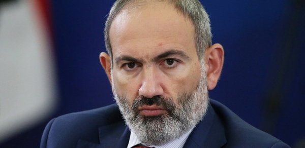 Paşinyanı müayinə etmək üçün Moskvadan Yerevana xüsusi həkim briqadası gəldi