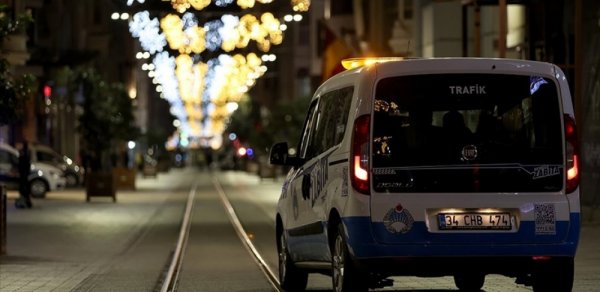 Türkiyədə növbəti “Evdə qal!” rejimi başladı