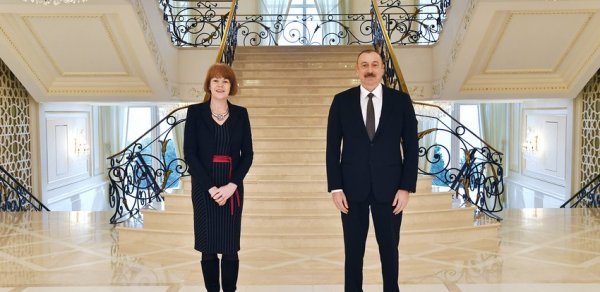 SİYASƏT