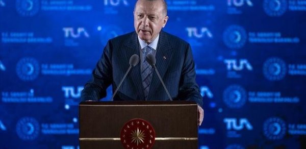 Ərdoğan: “2023-cü ildə Aya eniş edəcəyik”