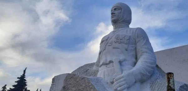 SİYASƏT