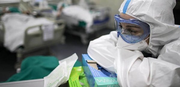 Rusiyada daha 12 953 nəfərdə koronavirus aşkarlanıb
