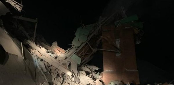 Rusiyada fabrikdə baş verən dağıntılar nəticəsində üç nəfər ölüb