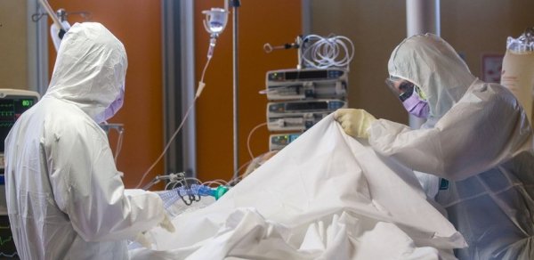 Britaniyada bir gündə 345 nəfər pandemiyanın qurbanı oldu