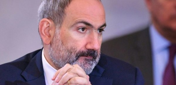 Paşinyan üzr istədi