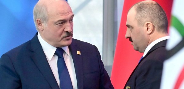 Aleksandr Lukaşenko oğlunu vəzifədən azad etdi