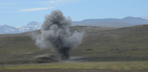 Azərbaycanda daha bir vəzifəli şəxs minaya düşdü - FOTO