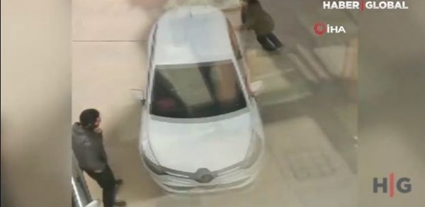Narkotik istifadəçiləri maşını polisin üstünə sürdü – ANBAAN VİDEO