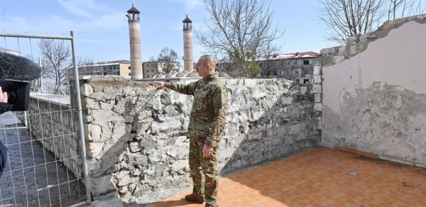 SİYASƏT