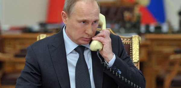 Putin Merkel və Makronla Avropa Birliyini müzakirə etdi