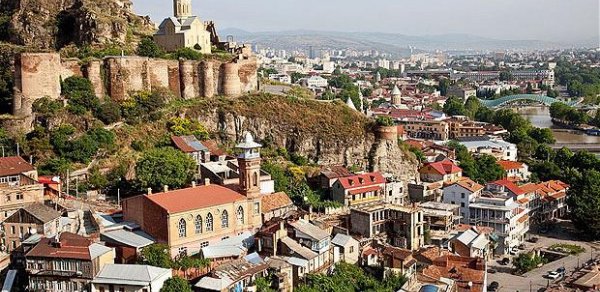 Gürcüstanda son sutkada 464 yoluxma qeydə alındı, 7 nəfər öldü