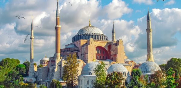 Türkiyədə Ramazan ayına görə qadağalar tətbiq olundu