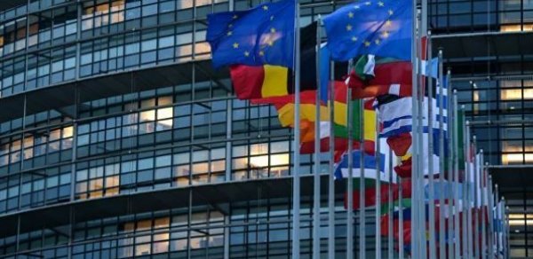 Avropa Parlamenti Aİ ölkələrini rusiyalı diplomatları geri göndərməyə çağırdı