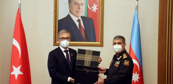SİYASƏT